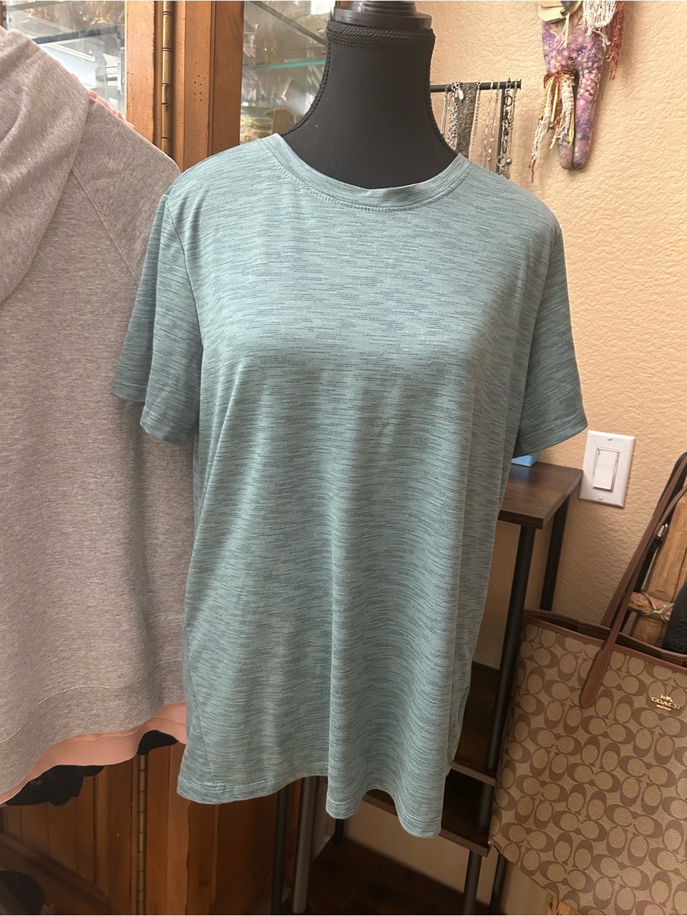 Mondetta Heather Seafoam Green Crew Neck Short Sleeve Tee